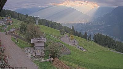 immagine della webcam nei dintorni di Lagundo: webcam Scena