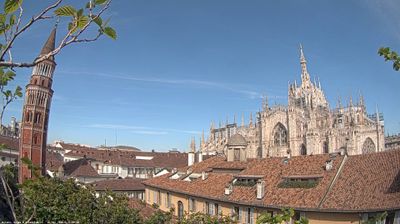immagine della webcam nei dintorni di Milano Solari: webcam Milano Duomo