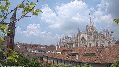 immagine della webcam nei dintorni di Milano Arzaga: webcam Milano Duomo