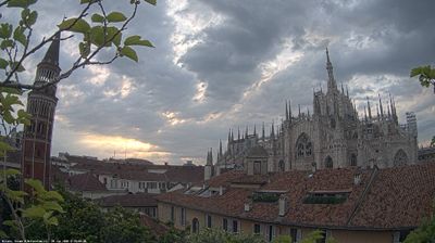 immagine della webcam nei dintorni di Lodi: webcam Milano Duomo