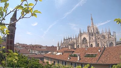 immagine della webcam nei dintorni di Milano Monluè: webcam Milano Duomo