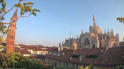immagine della webcam nei dintorni di Milano Lotto: webcam Milano Duomo