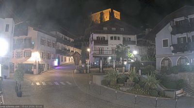 immagine della webcam nei dintorni di Tirolo: webcam Scena