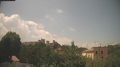 immagine della webcam nei dintorni di Castello di Serravalle: webcam Castelvetro di Modena