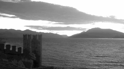 immagine della webcam nei dintorni di Gardaland: webcam Sirmione