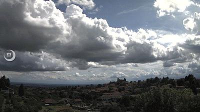 immagine della webcam nei dintorni di Baldissero Torinese: webcam Pecetto Torinese