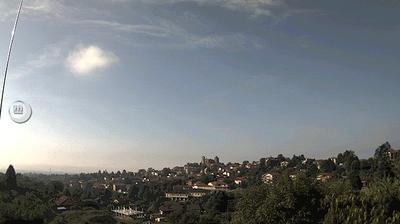 immagine della webcam nei dintorni di Castelnuovo Don Bosco: webcam Pecetto Torinese