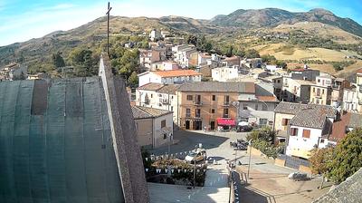 immagine della webcam nei dintorni di Isnello: webcam Castellana Sicula