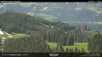 immagine della webcam nei dintorni di Pampeago: webcam Cavalese