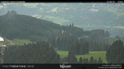 immagine della webcam nei dintorni di Palù del Fersina: webcam Alpe Cermis