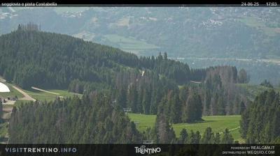 immagine della webcam nei dintorni di Ziano di Fiemme: webcam Alpe Cermis