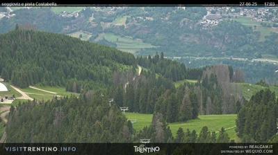 immagine della webcam nei dintorni di Tesero: webcam Cavalese