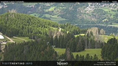 immagine della webcam nei dintorni di Cavalese: webcam Alpe Cermis
