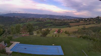 immagine della webcam nei dintorni di Monte Grimano Terme: webcam Perticara di Novafeltria