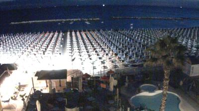 Preview delle webcam di Cattolica: Beach 96 Webcam
