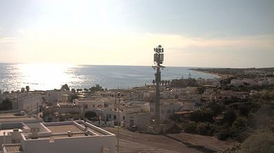 immagine della webcam nei dintorni di Baia Verde: webcam Torre Vado