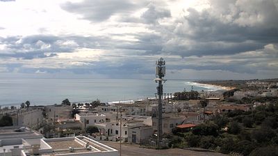 immagine della webcam nei dintorni di Castrignano del Capo: webcam Torre Vado