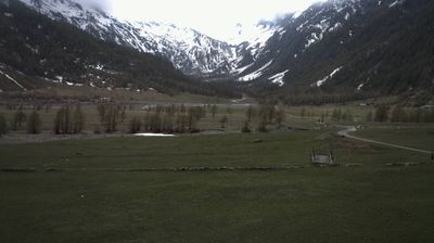 immagine della webcam nei dintorni di Chesal: webcam Bobbio Pellice