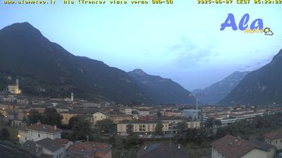 immagine della webcam nei dintorni di Isera: webcam Ala