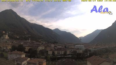 immagine della webcam nei dintorni di Passo delle Fittanze: webcam Ala