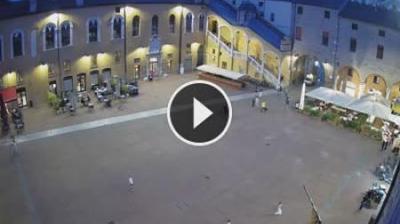 Preview delle webcam di Ferrara: piazza municipale