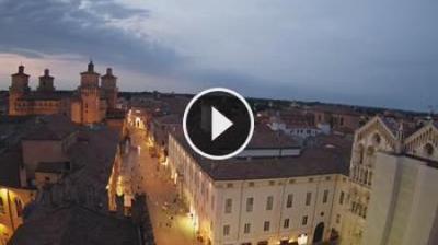 Preview delle webcam di Ferrara: corso martiri e castello