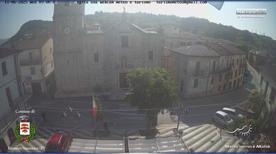 immagine della webcam nei dintorni di Monteroduni: webcam Rionero Sannitico