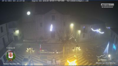 immagine della webcam nei dintorni di Monteroduni: webcam Rionero Sannitico