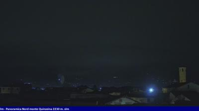 immagine della webcam nei dintorni di Caravino: webcam Salassa