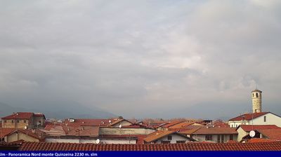 immagine della webcam nei dintorni di Vialfrè: webcam Salassa