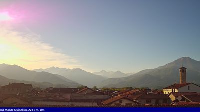 immagine della webcam nei dintorni di Castelnuovo Nigra: webcam Salassa
