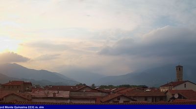 immagine della webcam nei dintorni di Colleretto Castelnuovo: webcam Salassa