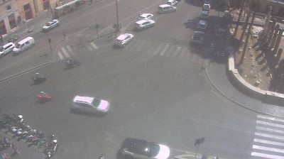 immagine della webcam nei dintorni di Fonte Nuova: webcam Roma Sant'Eustachio