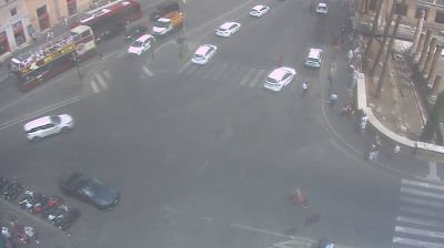 immagine della webcam nei dintorni di Rocca di Papa: webcam Roma Sant'Eustachio