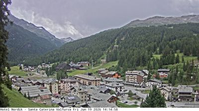 immagine della webcam nei dintorni di Santa Caterina Valfurva: webcam Plaghera