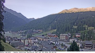 immagine della webcam nei dintorni di Santa Caterina Valfurva: webcam Plaghera
