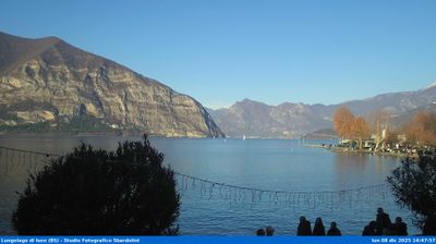 immagine della webcam nei dintorni di Collebeato: webcam Iseo