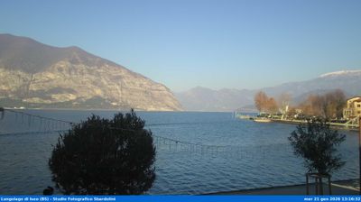 immagine della webcam nei dintorni di Tavernola Bergamasca: webcam Iseo