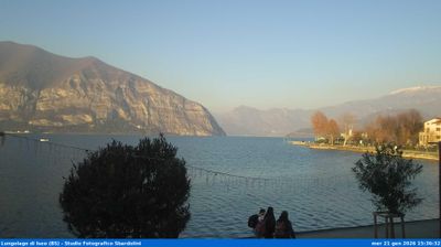immagine della webcam nei dintorni di Cividate al Piano: webcam Iseo