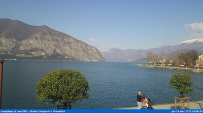 immagine della webcam nei dintorni di Sarnico: webcam Iseo
