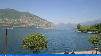 immagine della webcam nei dintorni di Cividate al Piano: webcam Iseo