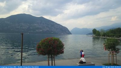 immagine della webcam nei dintorni di Cividate al Piano: webcam Iseo