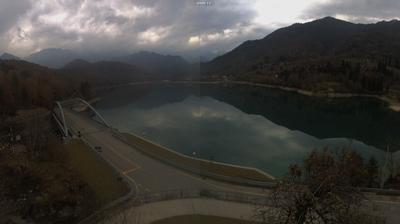 immagine della webcam nei dintorni di Pian del Cansiglio: webcam Barcis