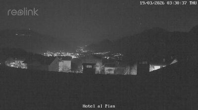 immagine della webcam nei dintorni di Luserna: webcam Centa San Nicolò