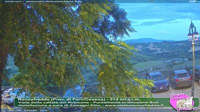 immagine della webcam nei dintorni di Frontino: webcam Roncofreddo