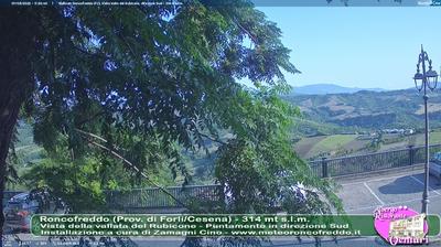immagine della webcam nei dintorni di Montecopiolo: webcam Roncofreddo