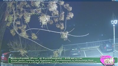 immagine della webcam nei dintorni di Perticara di Novafeltria: webcam Roncofreddo