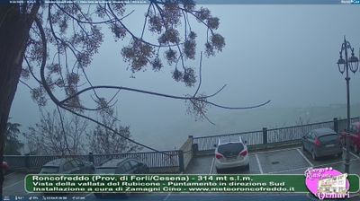 immagine della webcam nei dintorni di Perticara di Novafeltria: webcam Roncofreddo