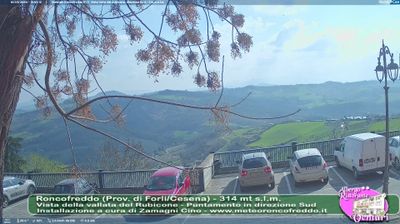 immagine della webcam nei dintorni di Carpegna: webcam Roncofreddo