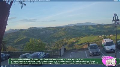 immagine della webcam nei dintorni di Macerata Feltria: webcam Roncofreddo